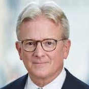 Headshot of Peter Hearn, CEO, Guy Carpenter